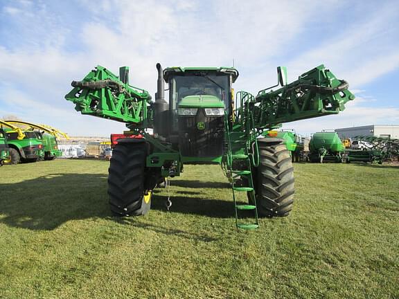 Image of John Deere 616R equipment image 3