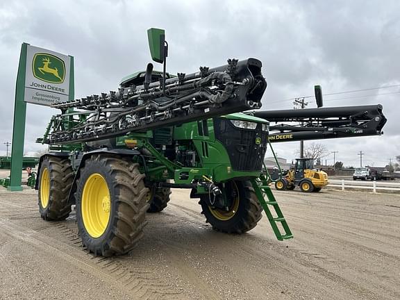 Image of John Deere 616R Primary image