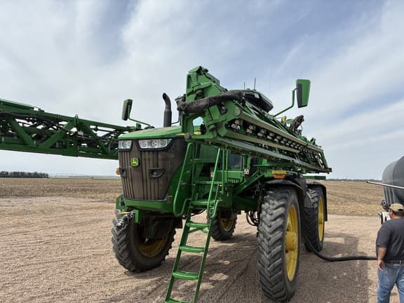 Image of John Deere 616R equipment image 4