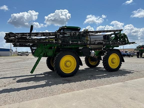 Image of John Deere 616R equipment image 4