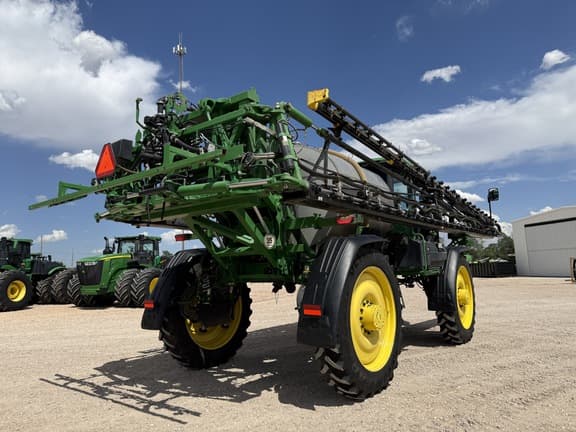 Image of John Deere 616R equipment image 4