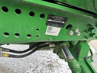 Image of John Deere 6175M equipment image 1