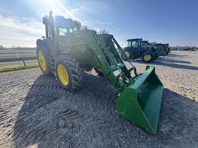 Image of John Deere 6175M equipment image 4
