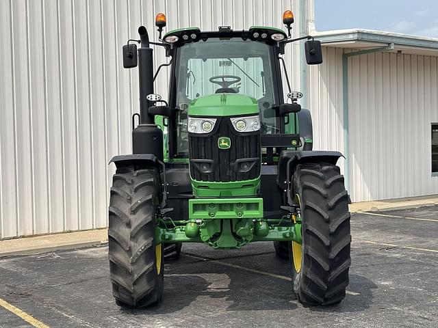 Image of John Deere 6175M equipment image 1