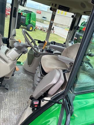 Image of John Deere 6175M equipment image 2