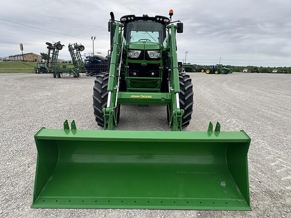 Image of John Deere 6175M equipment image 2