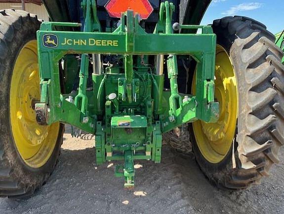 Image of John Deere 6175M equipment image 4