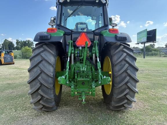 Image of John Deere 6175M equipment image 4