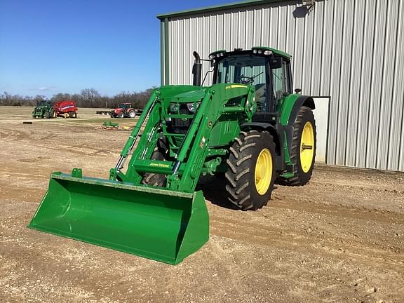 Image of John Deere 6175M equipment image 4