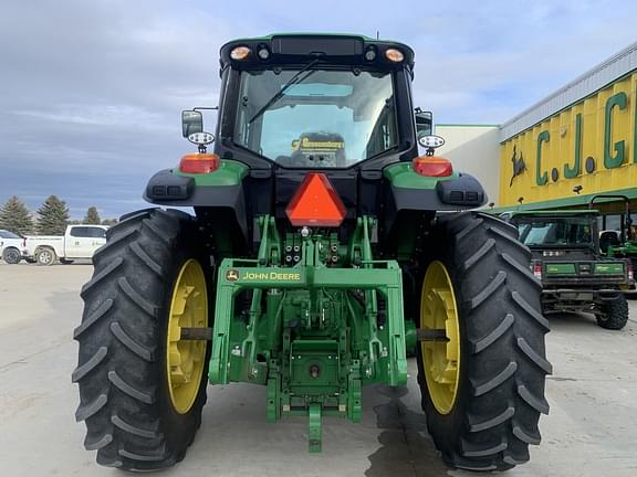 Image of John Deere 6175M equipment image 4