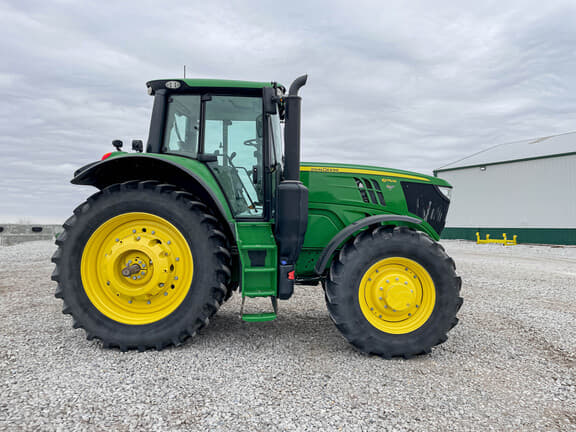 Image of John Deere 6175M equipment image 3