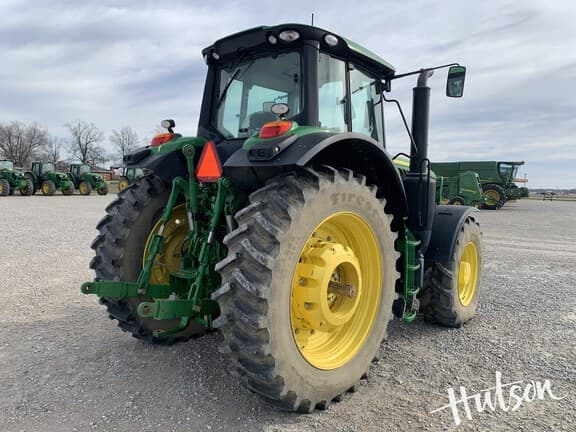 Image of John Deere 6195M equipment image 3