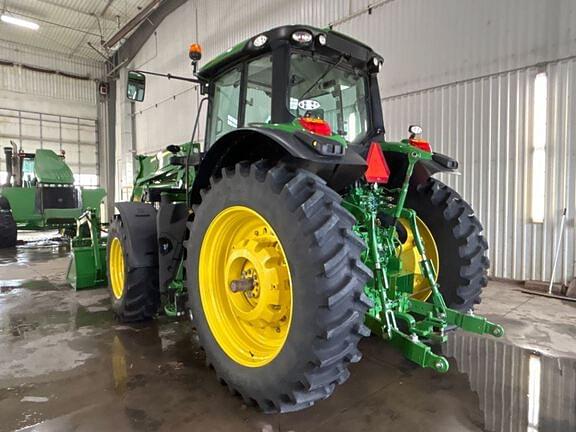 Image of John Deere 6195M equipment image 2