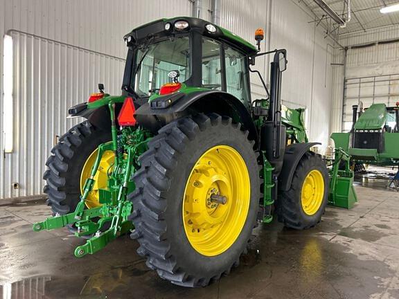 Image of John Deere 6195M equipment image 4