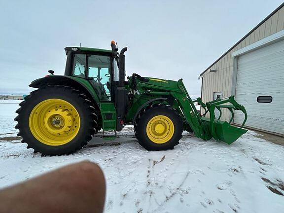 Image of John Deere 6195M equipment image 3