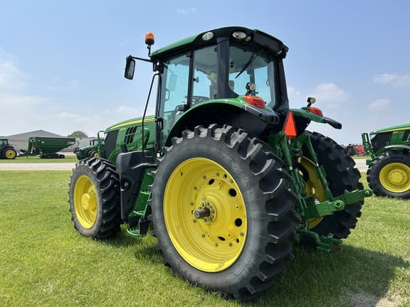 Image of John Deere 6195M equipment image 2