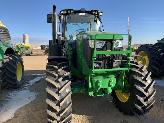 Image of John Deere 6195M equipment image 1