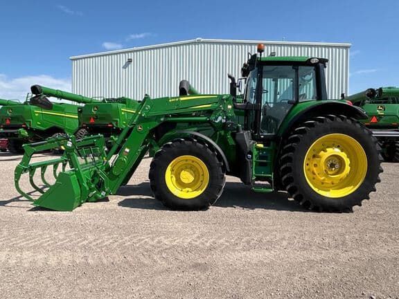 Image of John Deere 6195M equipment image 1