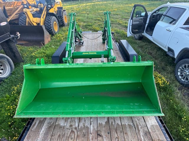 Image of John Deere 620R equipment image 3