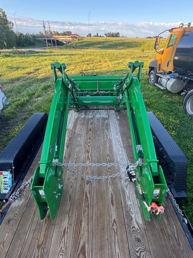 Image of John Deere 620R equipment image 2