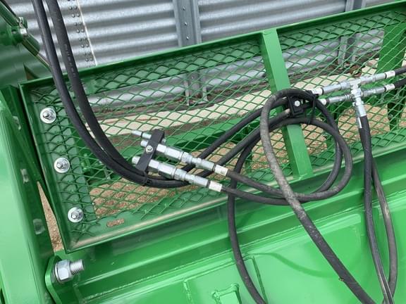 Image of John Deere 620R equipment image 4