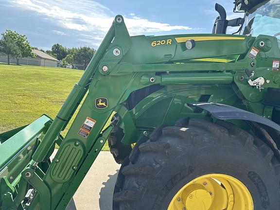 Image of John Deere 620R equipment image 2