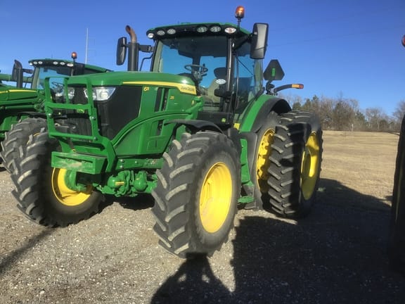 2023 John Deere 6R 215 Equipment Image0