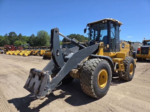 Image of John Deere 624P Primary image