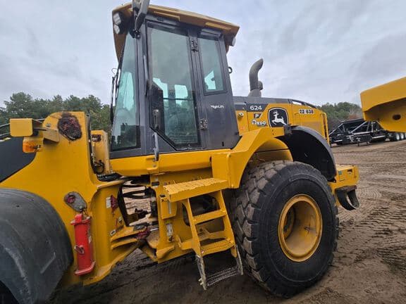 Image of John Deere 624P Image 1