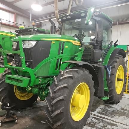 Image of John Deere 6R 250 equipment image 3