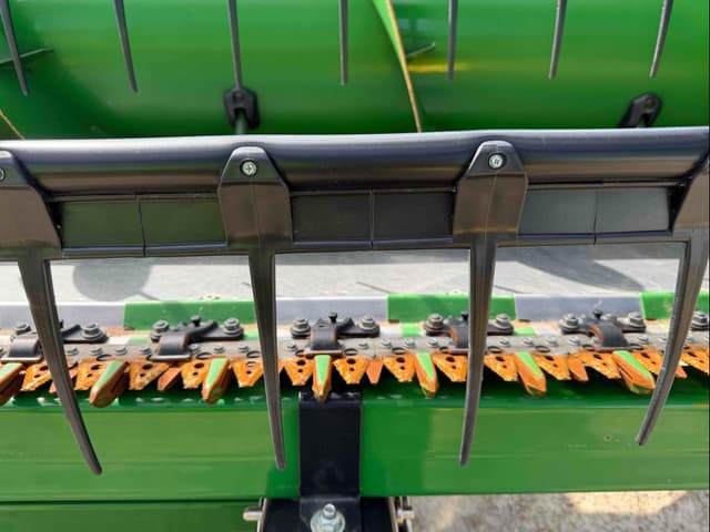 Image of John Deere 630F equipment image 3