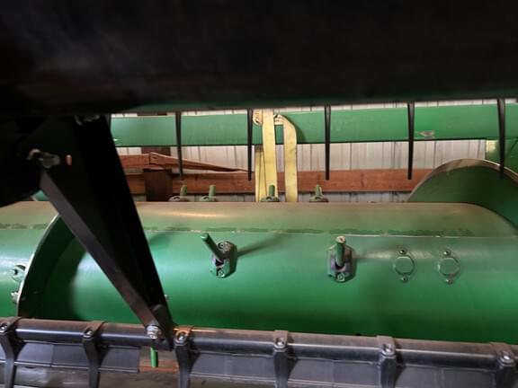 Image of John Deere 630F equipment image 4