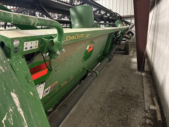 Image of John Deere 635F equipment image 1