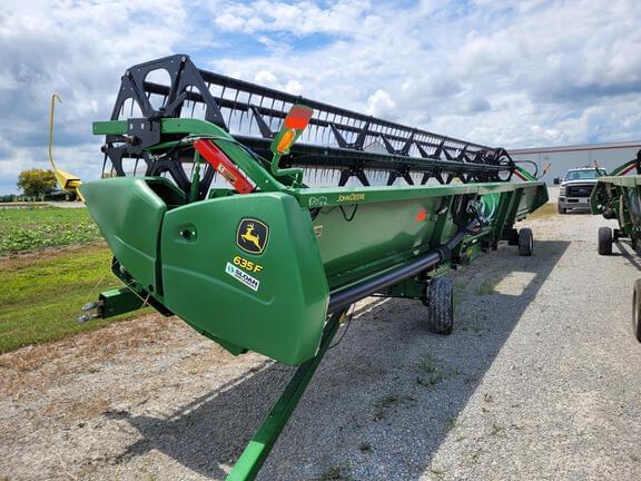 Image of John Deere 635F equipment image 1