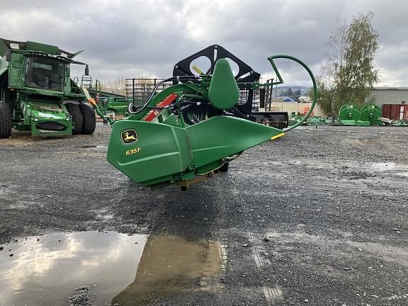 Image of John Deere 635F equipment image 3