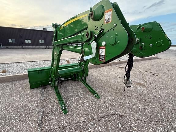 Image of John Deere 640R equipment image 3