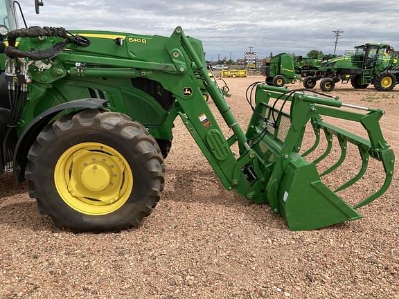 Image of John Deere 640R equipment image 4