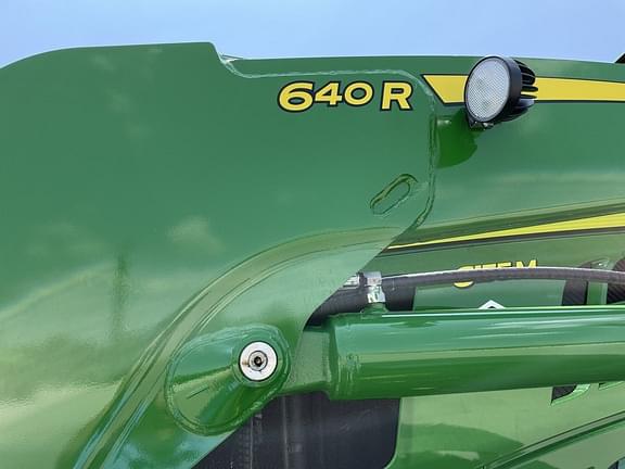 Image of John Deere 640R equipment image 3