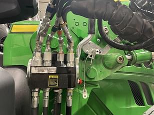 Main image John Deere 640R 7