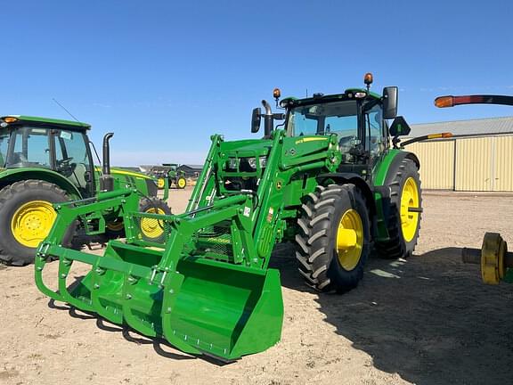 Image of John Deere 640R equipment image 1