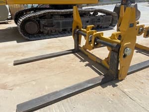 2023 John Deere Pallet Forks Image