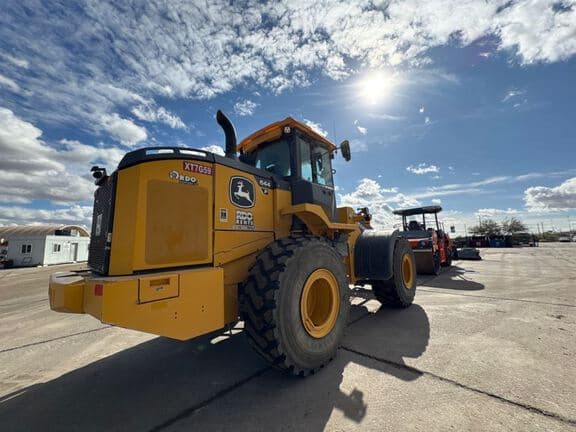 Image of John Deere 644P equipment image 4