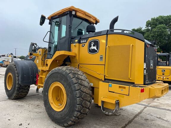 Image of John Deere 644P equipment image 2