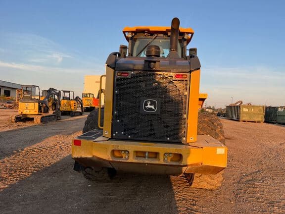 Image of John Deere 644P equipment image 3