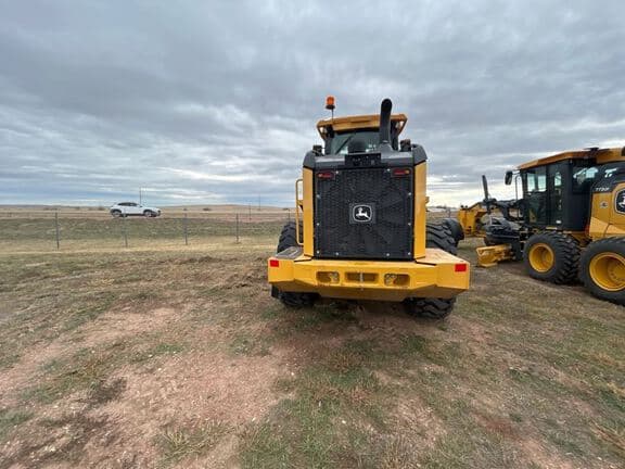 Image of John Deere 644P equipment image 3