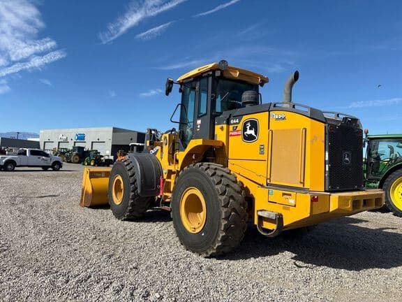 Image of John Deere 644P equipment image 2