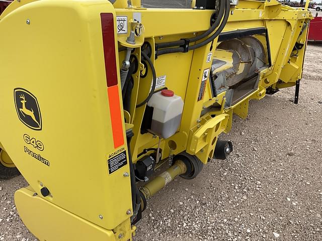 Image of John Deere 649 equipment image 4