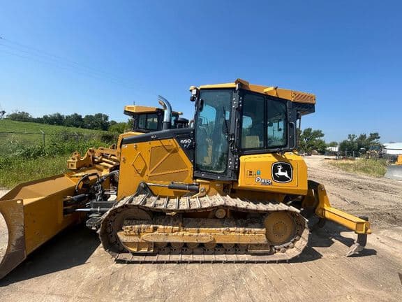 Image of John Deere 650P equipment image 4