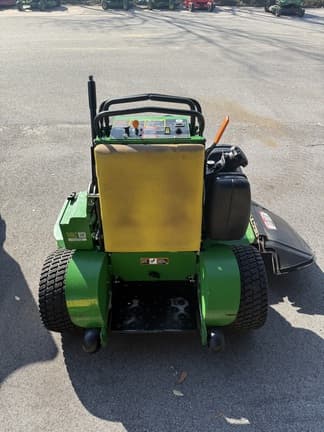 Image of John Deere 652M equipment image 2