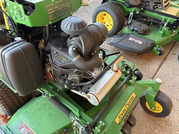 Image of John Deere 652M equipment image 1